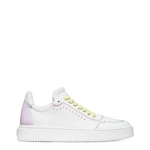 NWOT Stuart Weitzman Ryan low top sneakers Wisteria